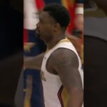 🏃🏾‍♂️Zion Williamson BUZZER BEATER on the break! #pelicans #nba #shorts