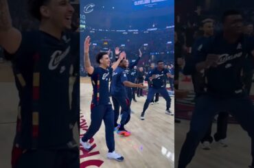 ⚾️😳 Don's pregame at bat ends with a HBP ... and some chaos. #LetEmKnow #Cavs #DonovanMitchell #NBA