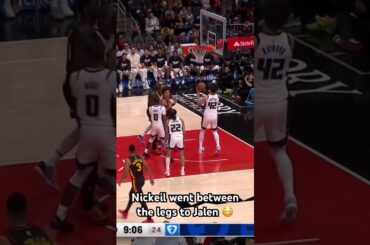 Tricky dime from NAW to JJ 😎😎 #hawks #betweenthelegs #nickeilalexanderwalker #jalenjohnson #nba