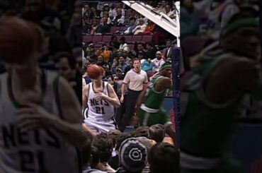 RICHARD JEFFERSON JACKHAMMER! 🔨 #nba #throwback #richardjefferson