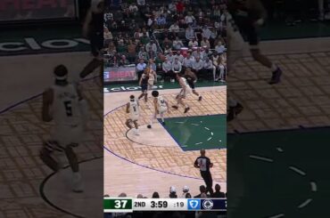 Garland No Look Lob to DJ 🤪