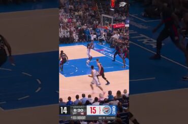 Special delivery from Wiggs to Caso 📦 #okcthunder