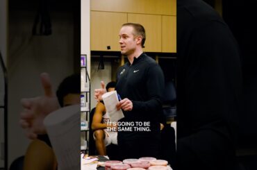 📽️ Step inside the locker room following tonight's win #shorts | Phoenix Suns