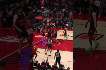 Scoot Henderson TOUGH Reverse Lay! #scoothenderson #nba #tough #trailblazers #portlandtrailblazers