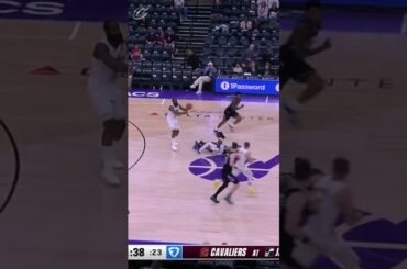 Kicking Q3 off with some good ole Cavs Hoops. #LetEmKnow