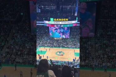 Celtics Crowd CHEERS for this Legend 🤣