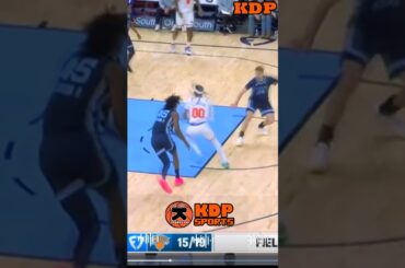 Jordan Clarkson did that VS the Memphis Grizzlies.