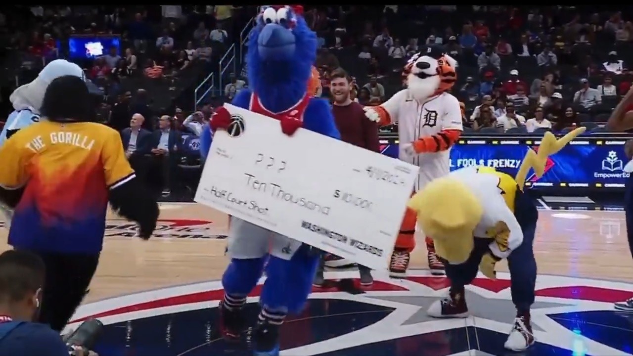 Wizards apologize after pranking fan winning $10K halfcourt shot