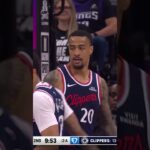 John Collins drops 25 PTS in 24 mins 💪