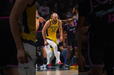 Can You Pause the Video on the Right Frame? ⏸