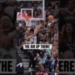 Wemby’s head was at the rim 😳