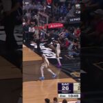 6️⃣ pts off the bench for Dougie