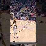 🐺 Dean’s back! #LetEmKnow #Cavs #DeanWade #NBA #Shorts