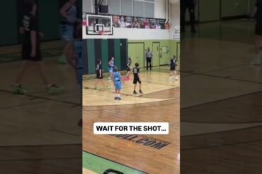 A no look, behind the back game winner! 🤯 (via emmajadetv/IG)