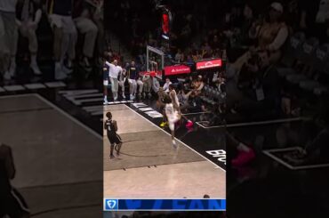 WHAT A PLAY 🤯 Obi Toppin Goes Behind-the-Back for Quenton Jackson Who Pounds it Down