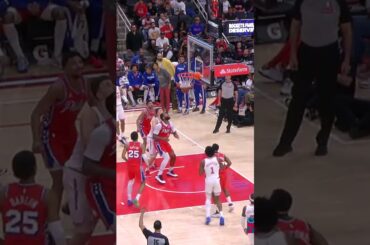 Same spot, same result 👌 #rockets