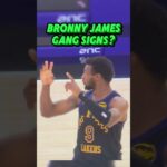 BRONNY JAMES WAS NOT THROWING UP GANG SIGNS VS THE PHOENIX SUNS #lakers #phoenixsuns #lebronjames