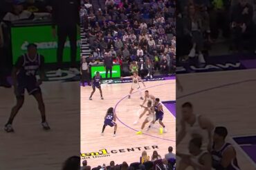 Devin ties his career-high in PTS and hits the Russ celly 🤣