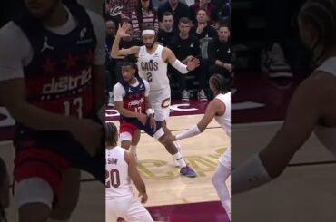 🚫 CPJ stays blocking shots at the rim! #LetEmKnow #Cavs #CraigPorterJr #NBA #Shorts