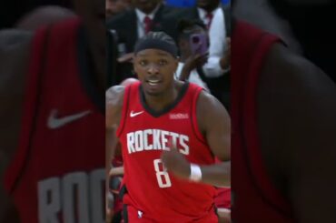 block ⏩ TD ⏩ dunk 🙌 #rockets