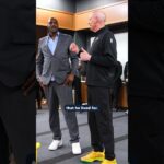 Coach Carlisle Invited Dale Davis into the Locker Room After Tonight’s Fame to Meet the Team