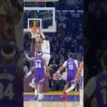 Deandre Ayton Posterize Utah Jazz player at crypto arena