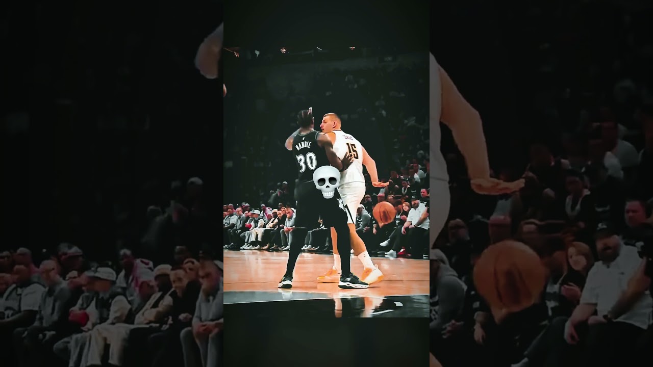 Jokić’s Flashy Behind-The-Back Dimes 🃏🔥 | NBA IQ Level 1000 #shorts