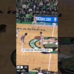Jayson Tatum weaves through traffic for the easy slam 😤