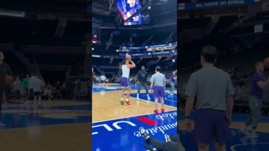 Grant Williams -Charlotte Hornets NBA Pregame Warm Up