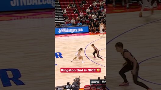 Rookie showing off in his Las Vegas debut 🔥 #kingstonflemings #hawks #nba #summerleague
