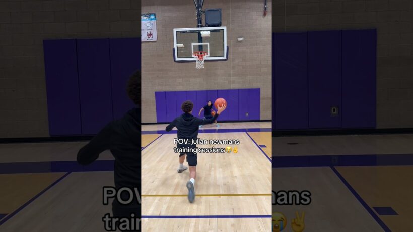 ts does NOT work🙏🏽😭 #basketball #juliannewman #hooper #funny #exsplorepage #trendingshorts #viral