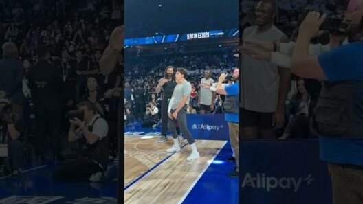 BRING THE BROOMS OUT 🧹🧹🧹 #dallasmavericks #nba #china